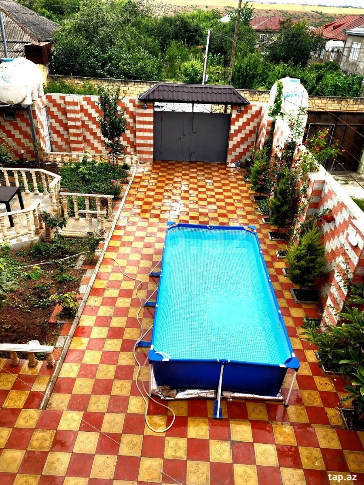 Kirayə verilir 4 otaqlı həyət evi