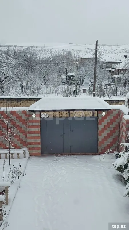 Kirayə verilir 4 otaqlı həyət evi