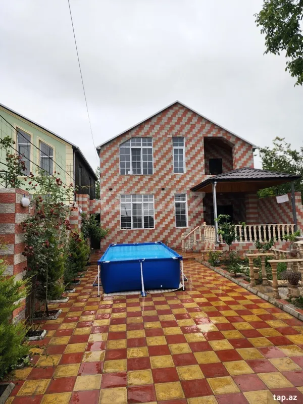 Kirayə verilir 4 otaqlı həyət evi
