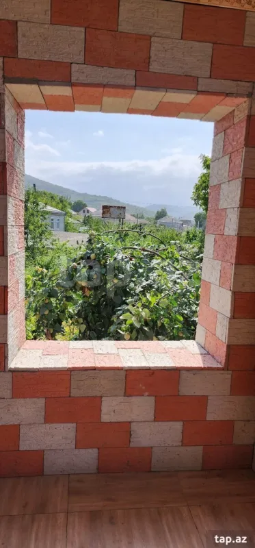 Kirayə verilir 4 otaqlı həyət evi