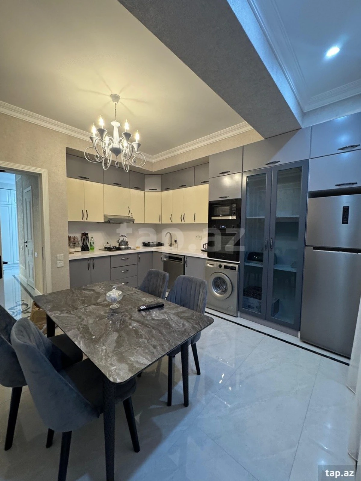 Kirayə verilir 3 otaqlı yeni tikili 110 m²