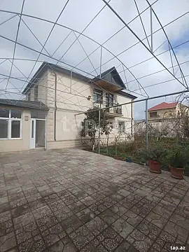 Satılır 5 otaqlı həyət evi 200 m² — Bakı 5 otaq 200.00 m²