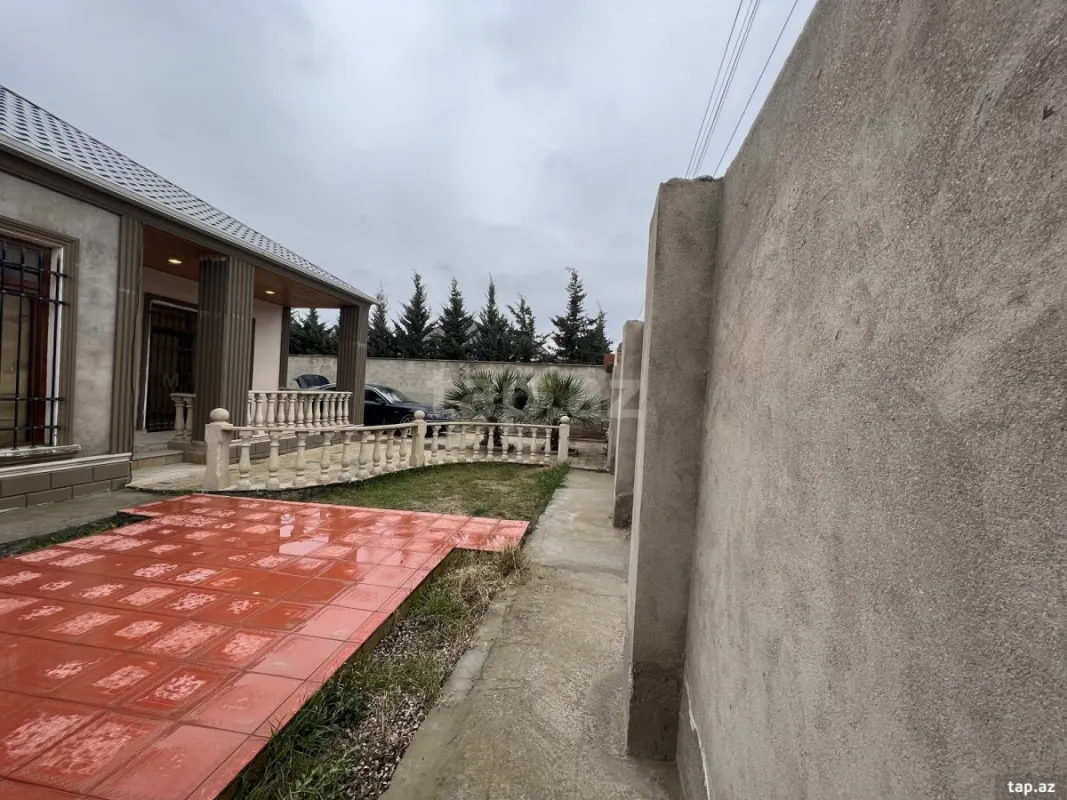 Satılır 3 otaqlı həyət evi