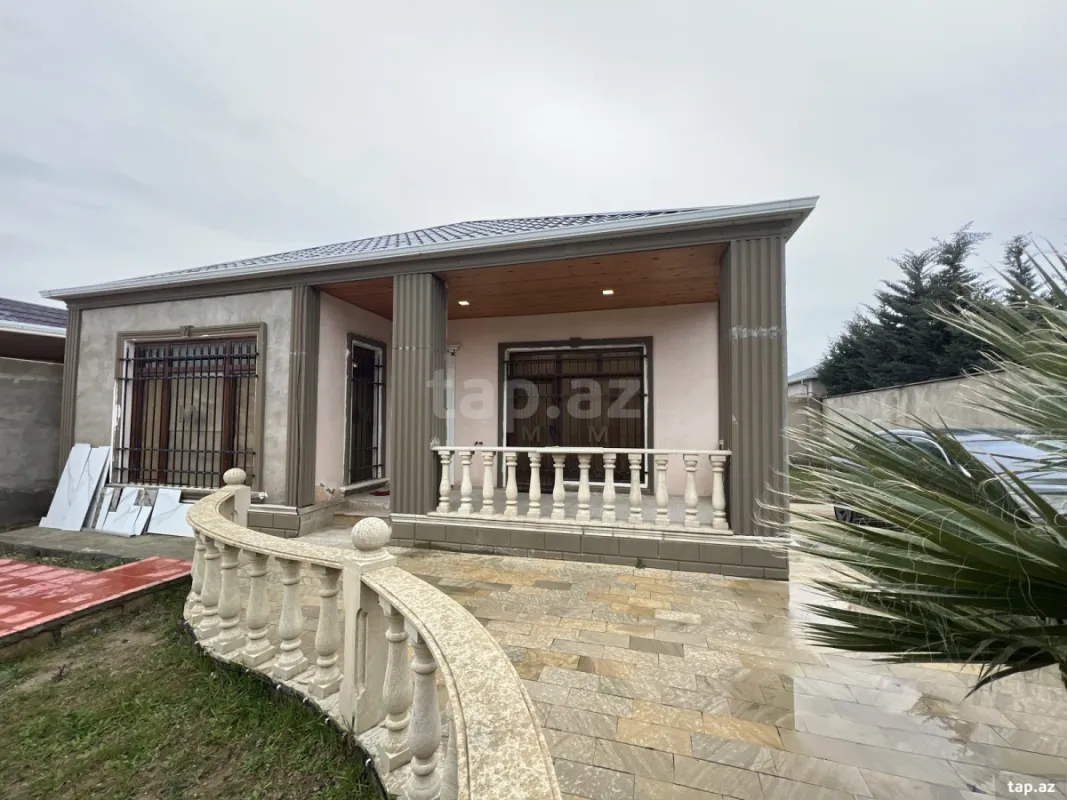 Satılır 3 otaqlı həyət evi