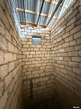 Satılır 4 otaqlı həyət evi