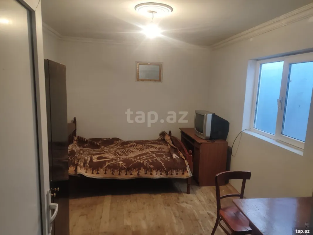 Kirayə verilir 1 otaqlı həyət evi