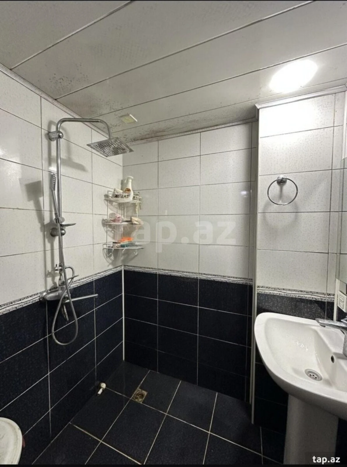 Kirayə verilir 3 otaqlı yeni tikili 95 m²