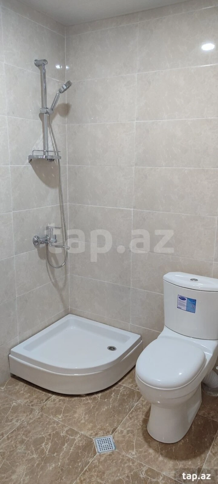 Kirayə verilir 4 otaqlı yeni tikili 99 m²