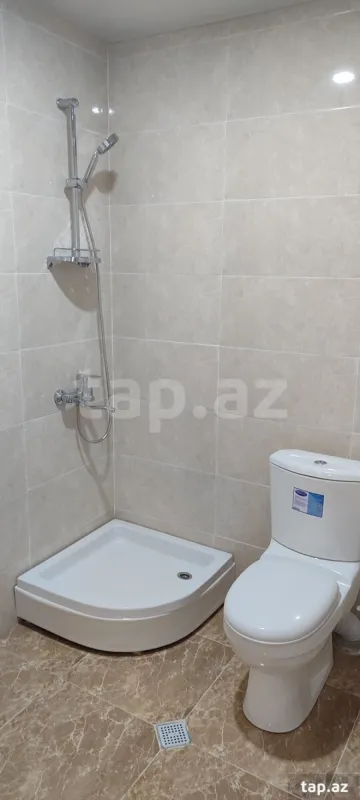 Kirayə verilir 4 otaqlı yeni tikili 99 m²