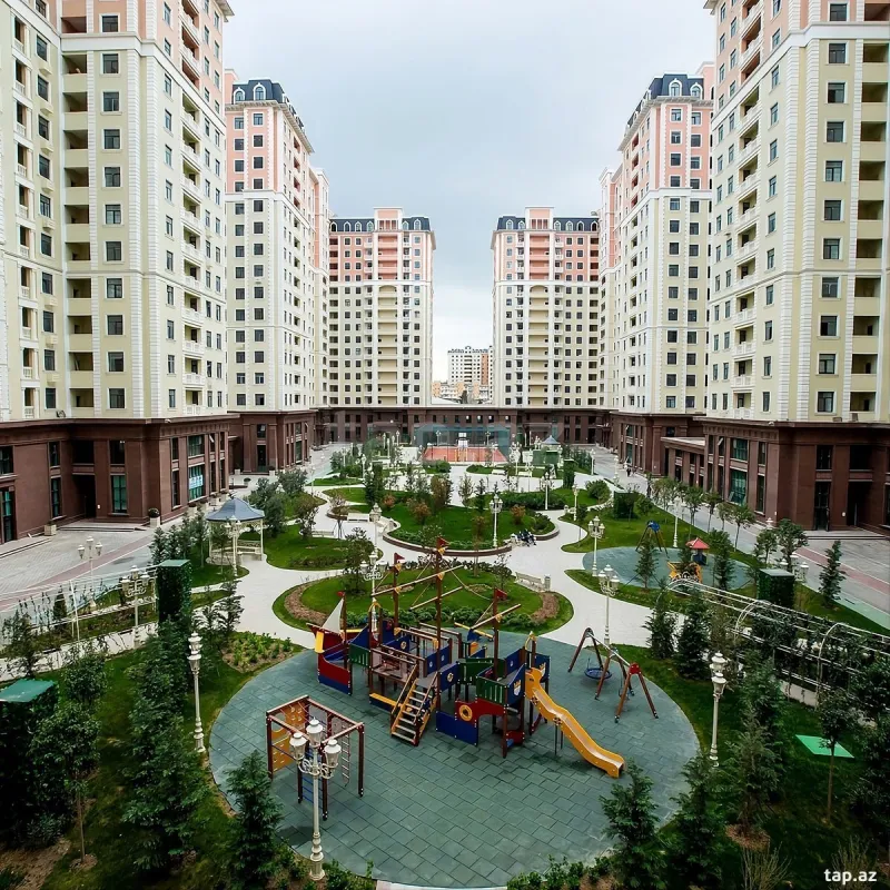 Kirayə verilir 2 otaqlı yeni tikili 68 m²