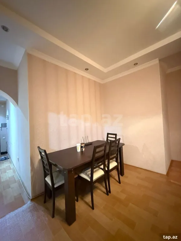 Kirayə verilir 3 otaqlı yeni tikili 95 m²