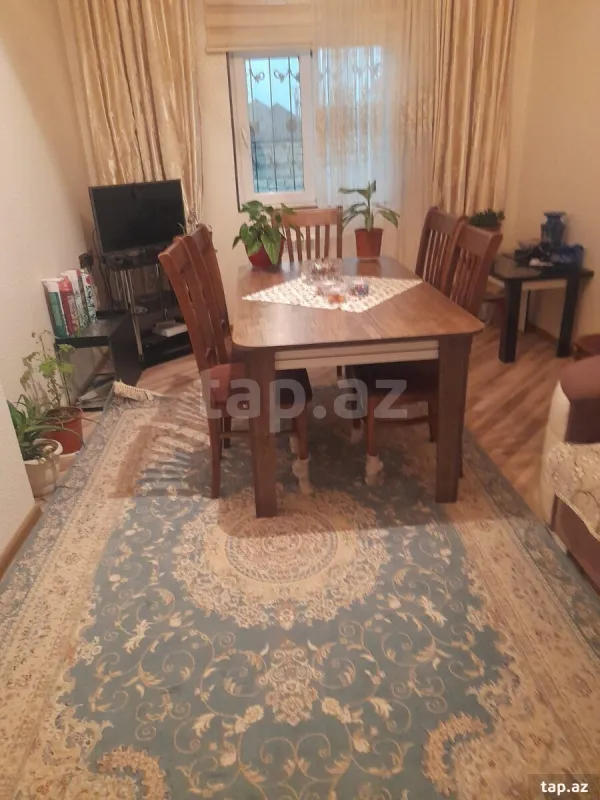 Satılır 3 otaqlı həyət evi