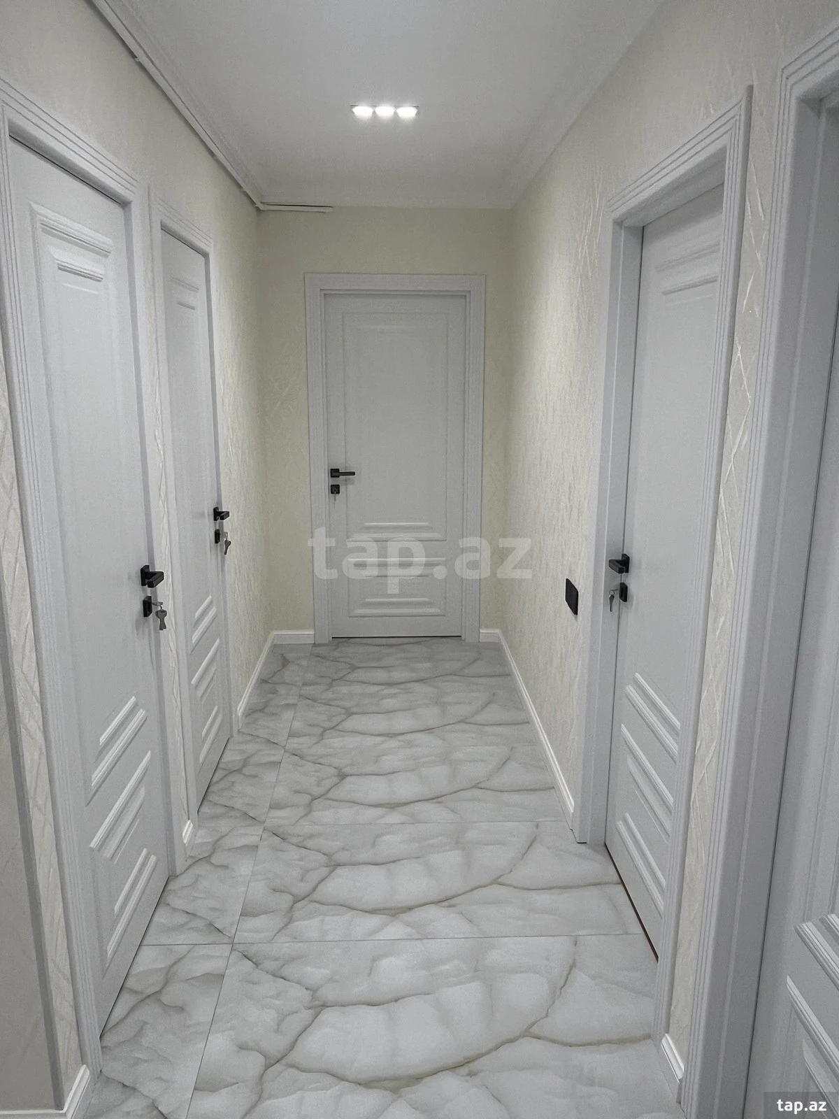 Satılır 3 otaqlı mənzil 85 m²