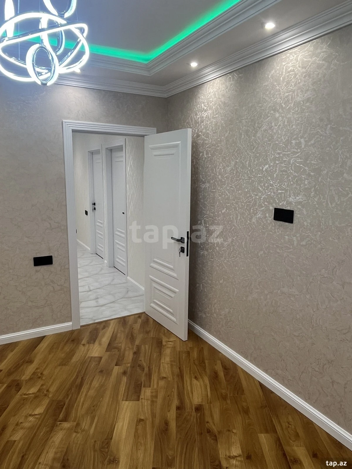 Satılır 3 otaqlı mənzil 85 m²