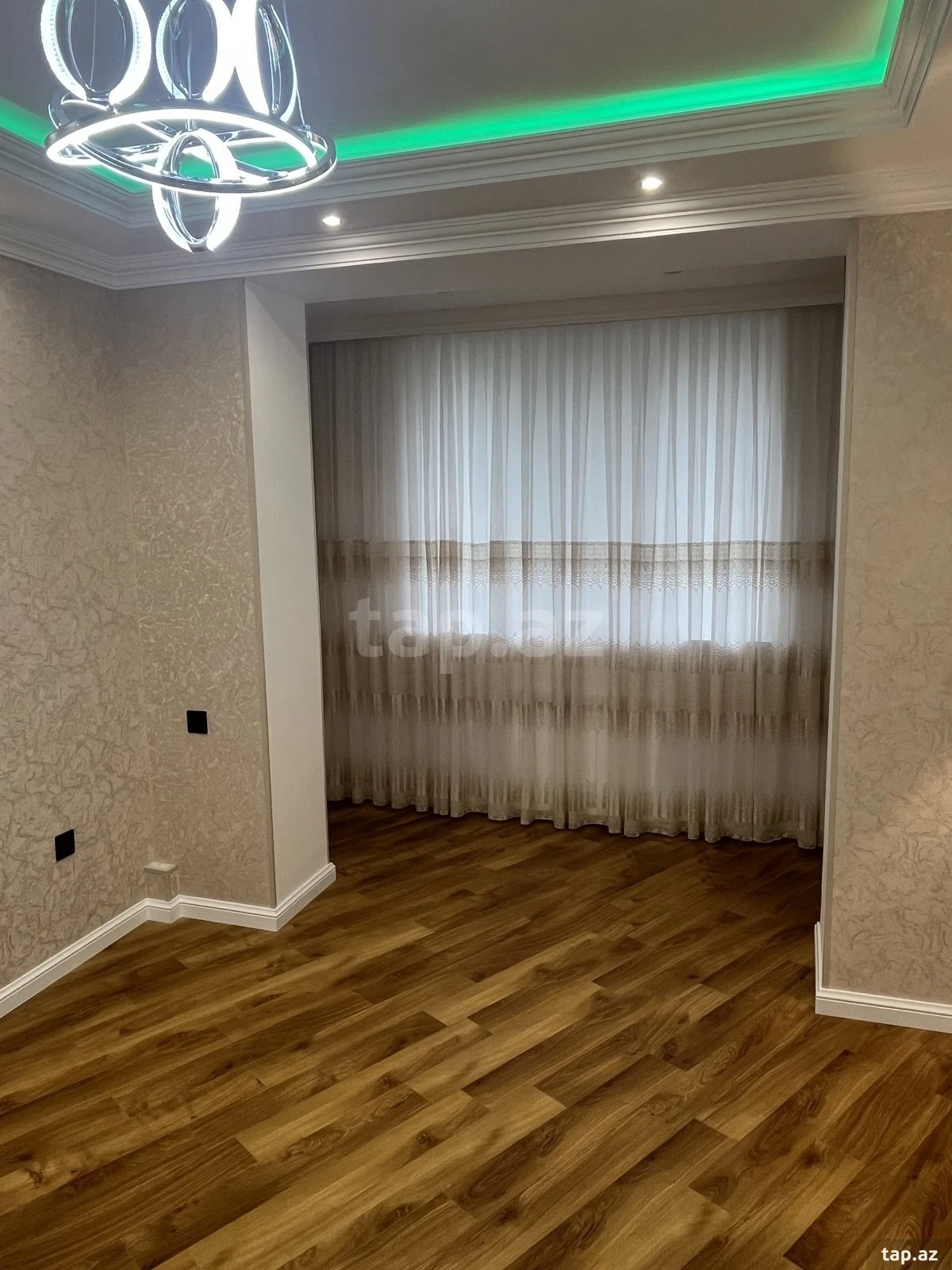 Satılır 3 otaqlı mənzil 85 m²