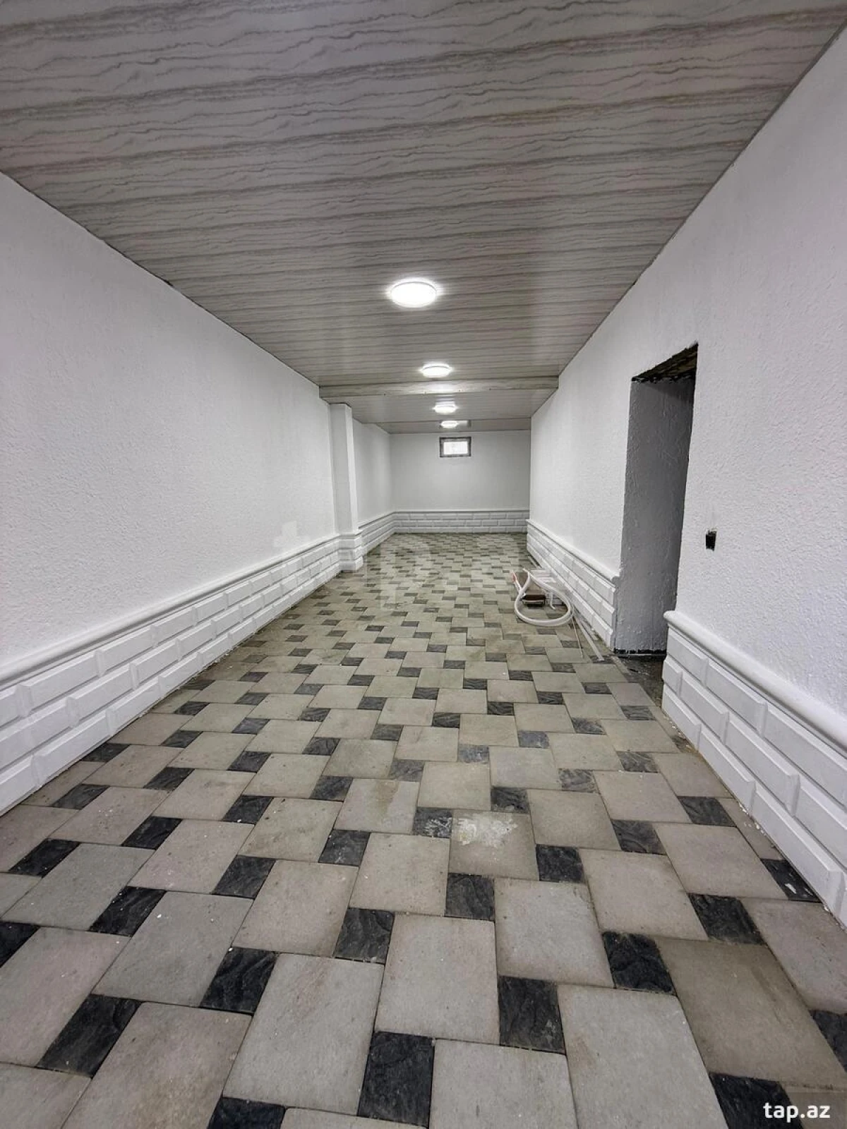 Satılır 4 otaqlı həyət evi