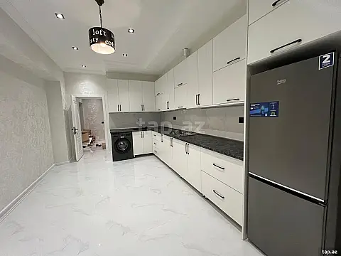 Kirayə verilir 3 otaqlı yeni tikili 112 m²