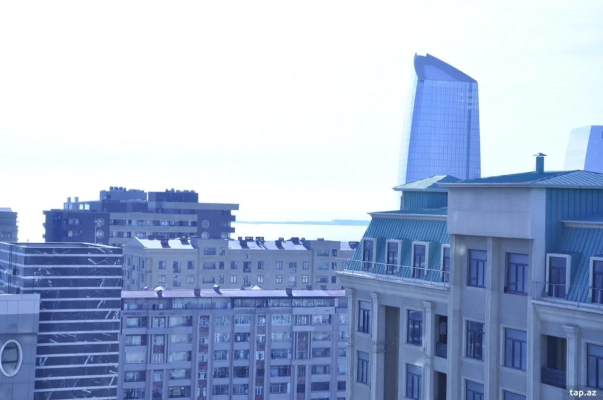 Satılır 4 otaqlı yeni tikili 192 m²