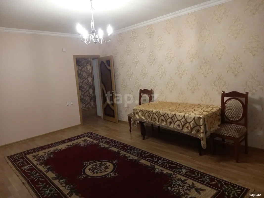 Kirayə verilir 2 otaqlı mənzil 75 m²