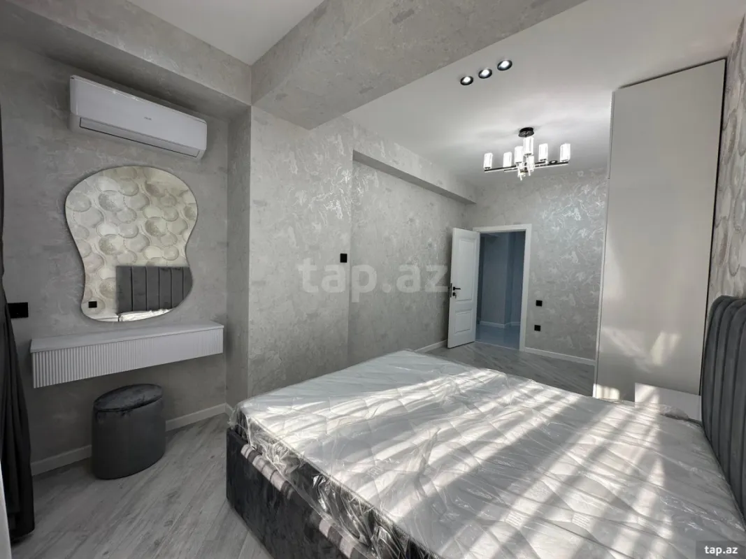 Satılır 3 otaqlı yeni tikili 107 m²