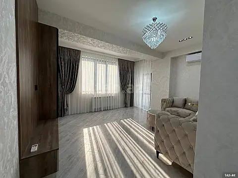 Satılır 3 otaqlı yeni tikili 107 m²
