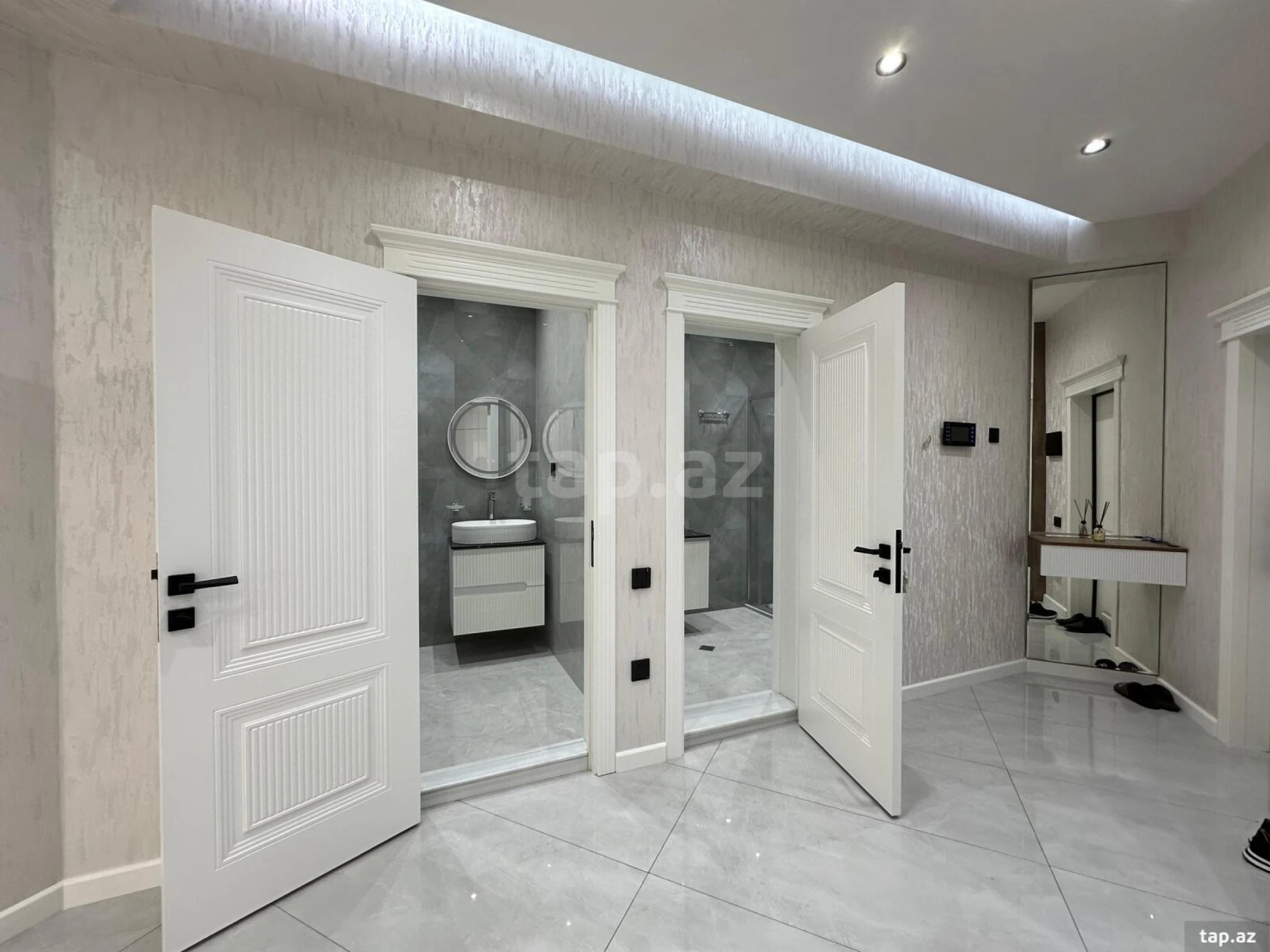 Satılır 3 otaqlı yeni tikili 107 m²