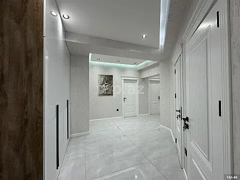 Satılır 3 otaqlı yeni tikili 107 m²