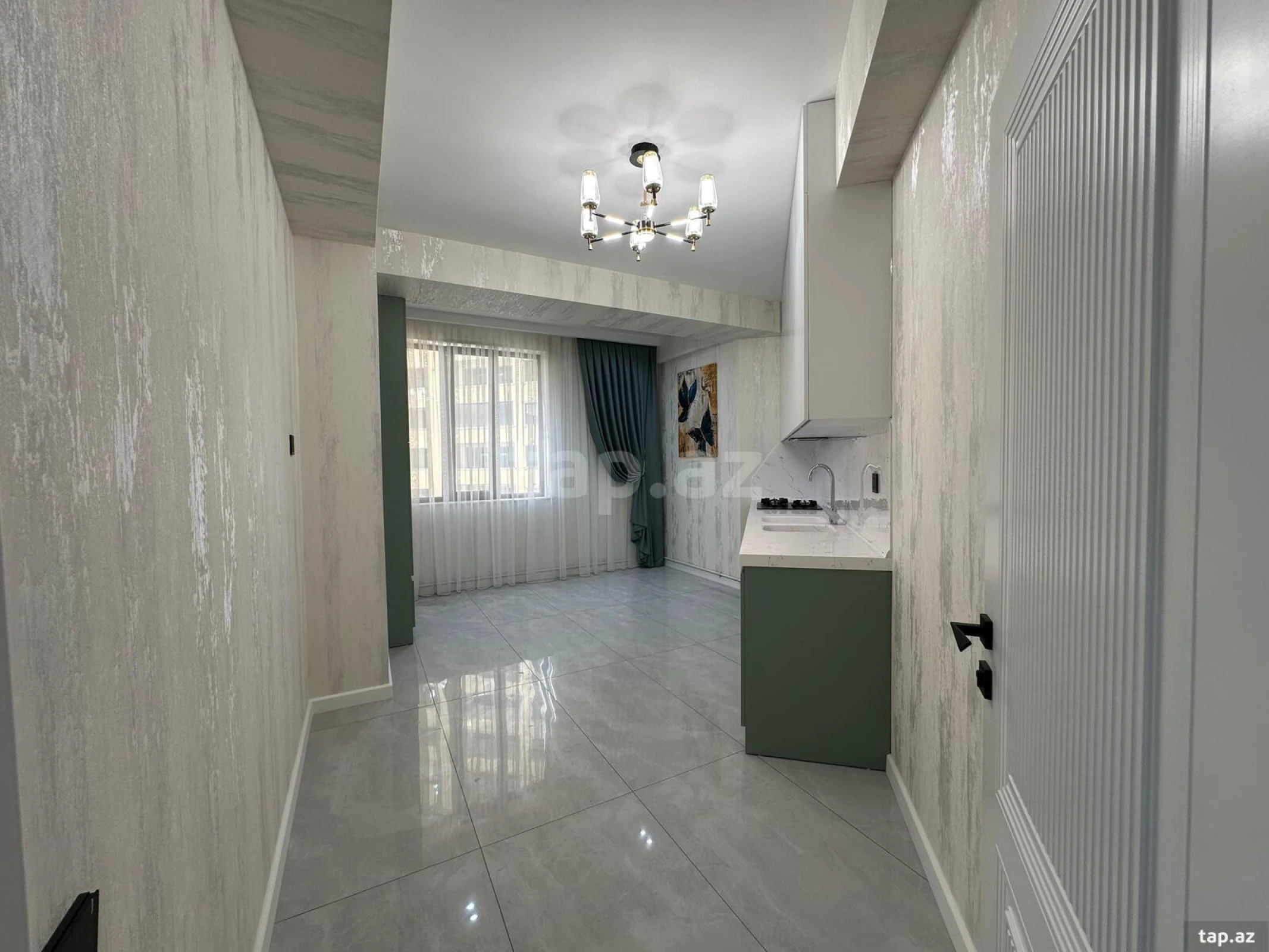 Satılır 3 otaqlı yeni tikili 107 m²