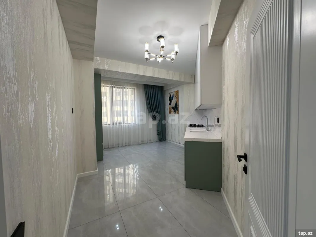 Satılır 3 otaqlı yeni tikili 107 m²