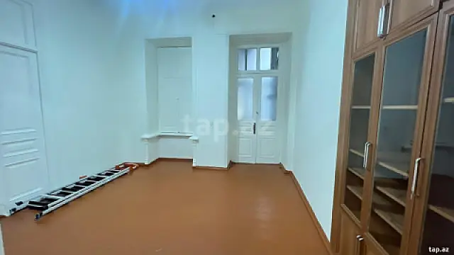 Kirayə verilir ofis