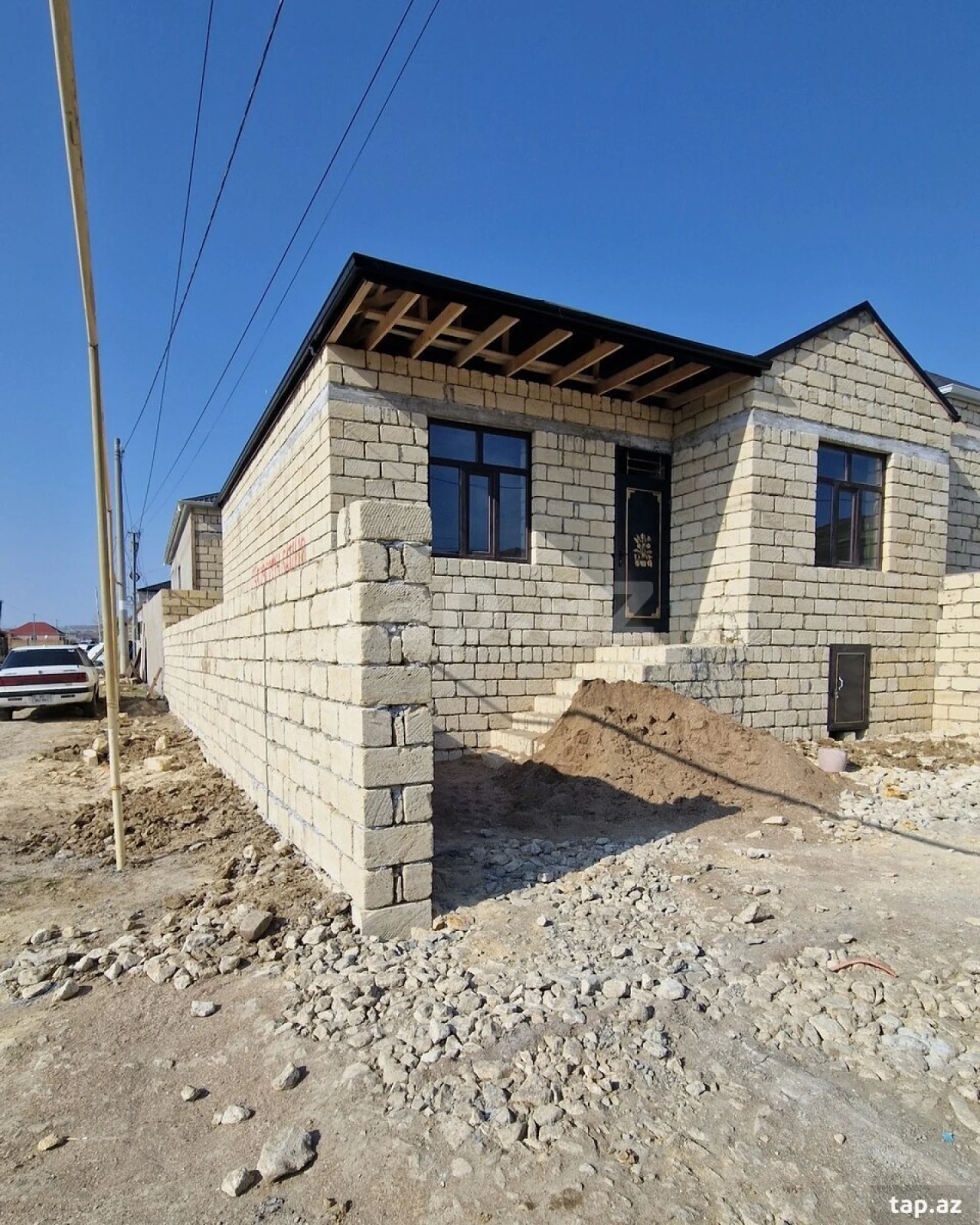 Satılır 3 otaqlı həyət evi 97 m²