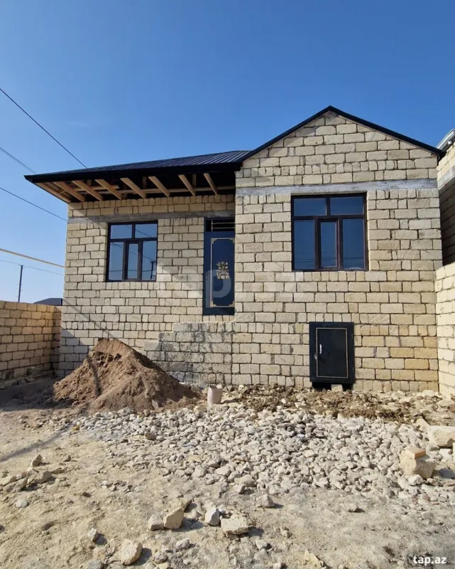 Satılır 3 otaqlı həyət evi 97 m²