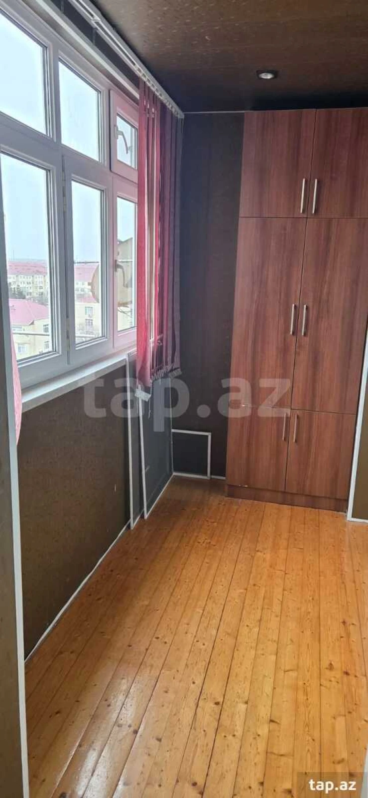 Satılır 3 otaqlı mənzil 64 m²