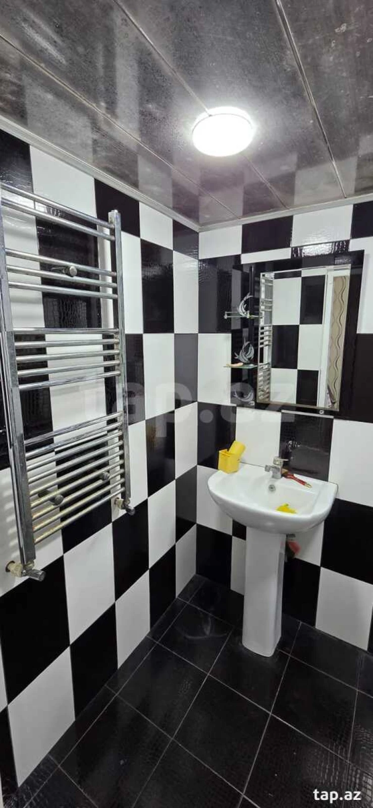Satılır 3 otaqlı mənzil 64 m²