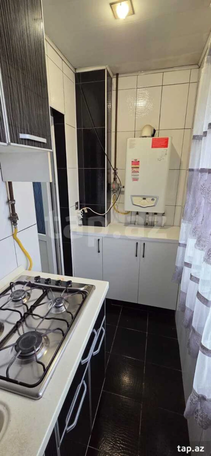 Satılır 3 otaqlı mənzil 64 m²