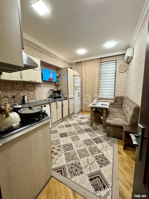 Satılır 2 otaqlı yeni tikili 76 m²
