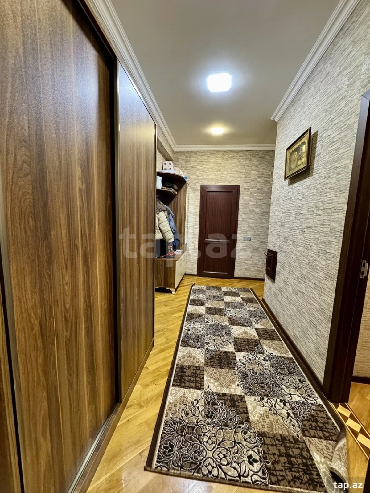 Satılır 2 otaqlı yeni tikili 76 m²
