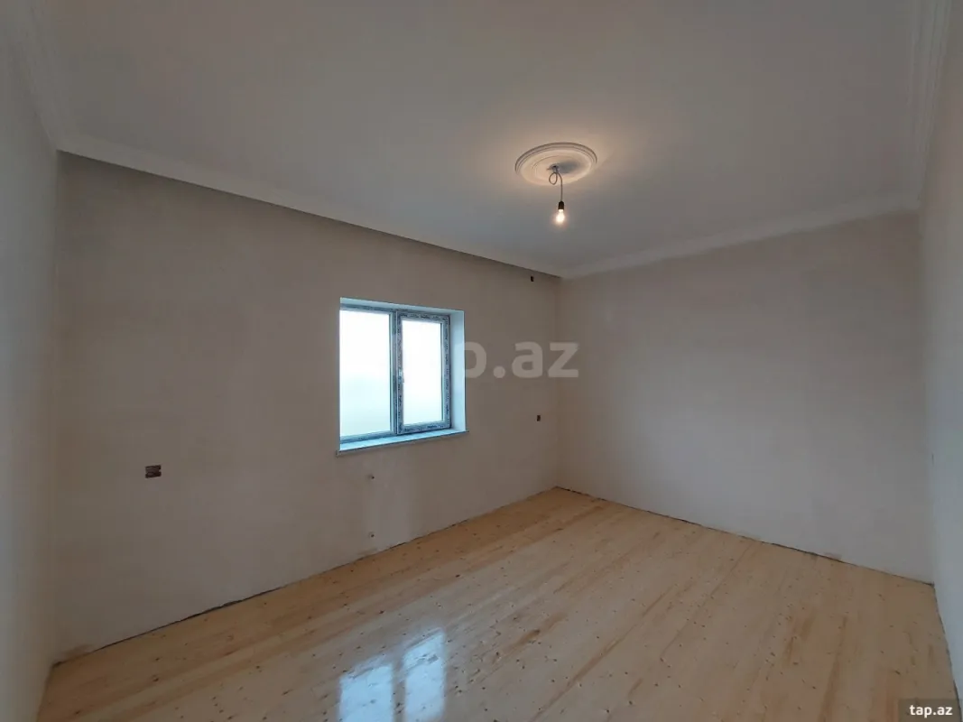 Satılır 3 otaqlı həyət evi