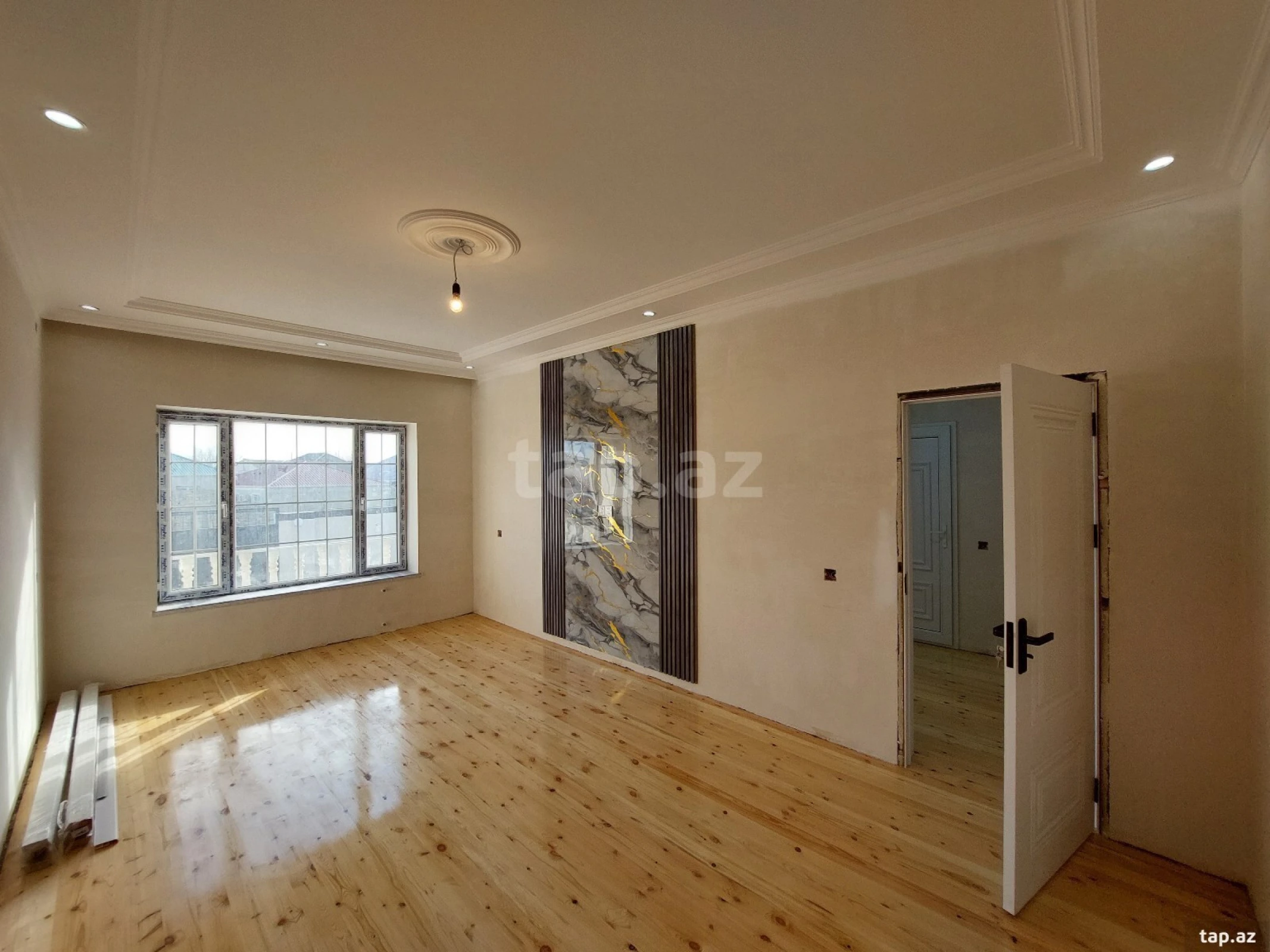 Satılır 3 otaqlı həyət evi