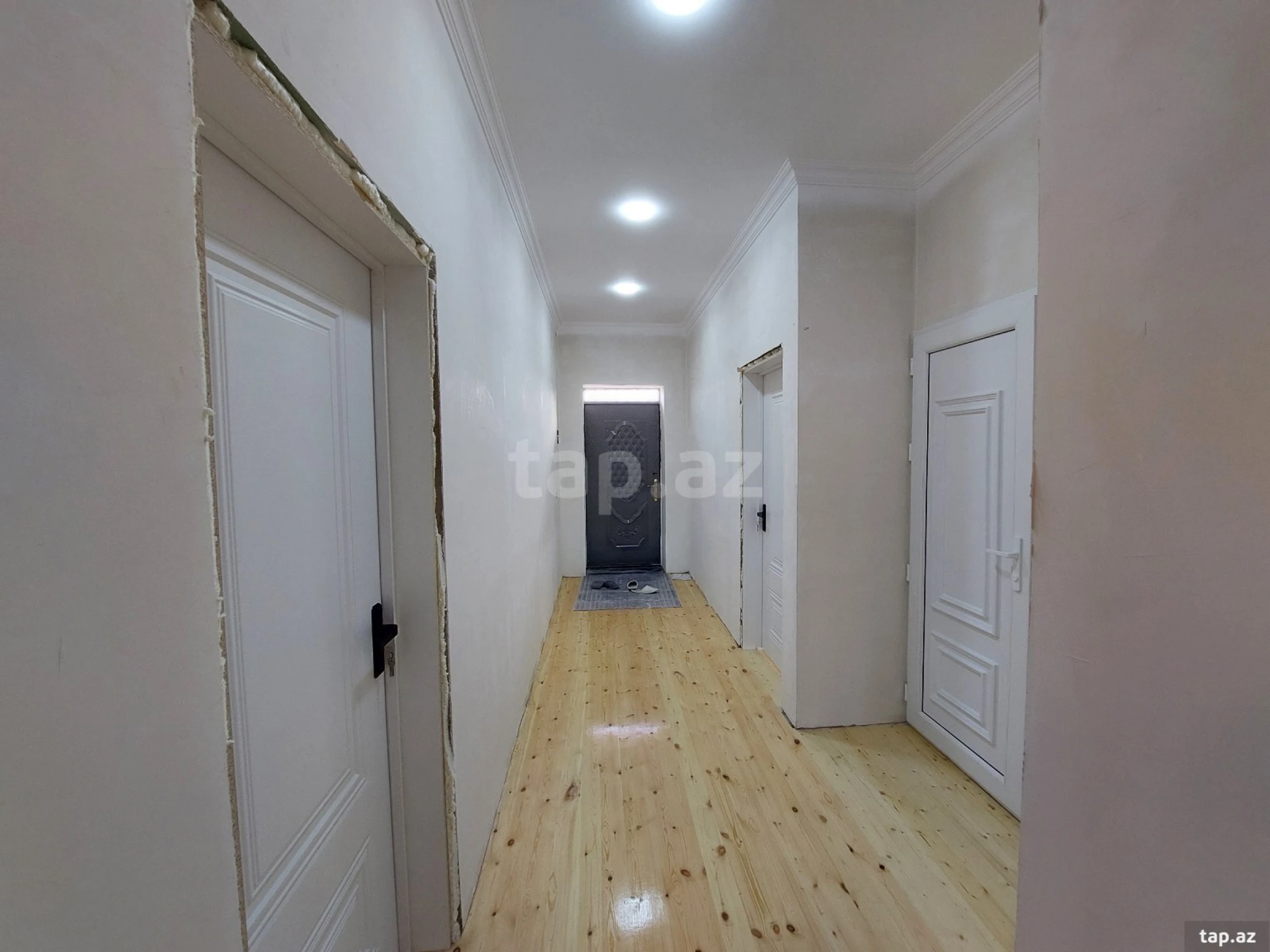 Satılır 3 otaqlı həyət evi