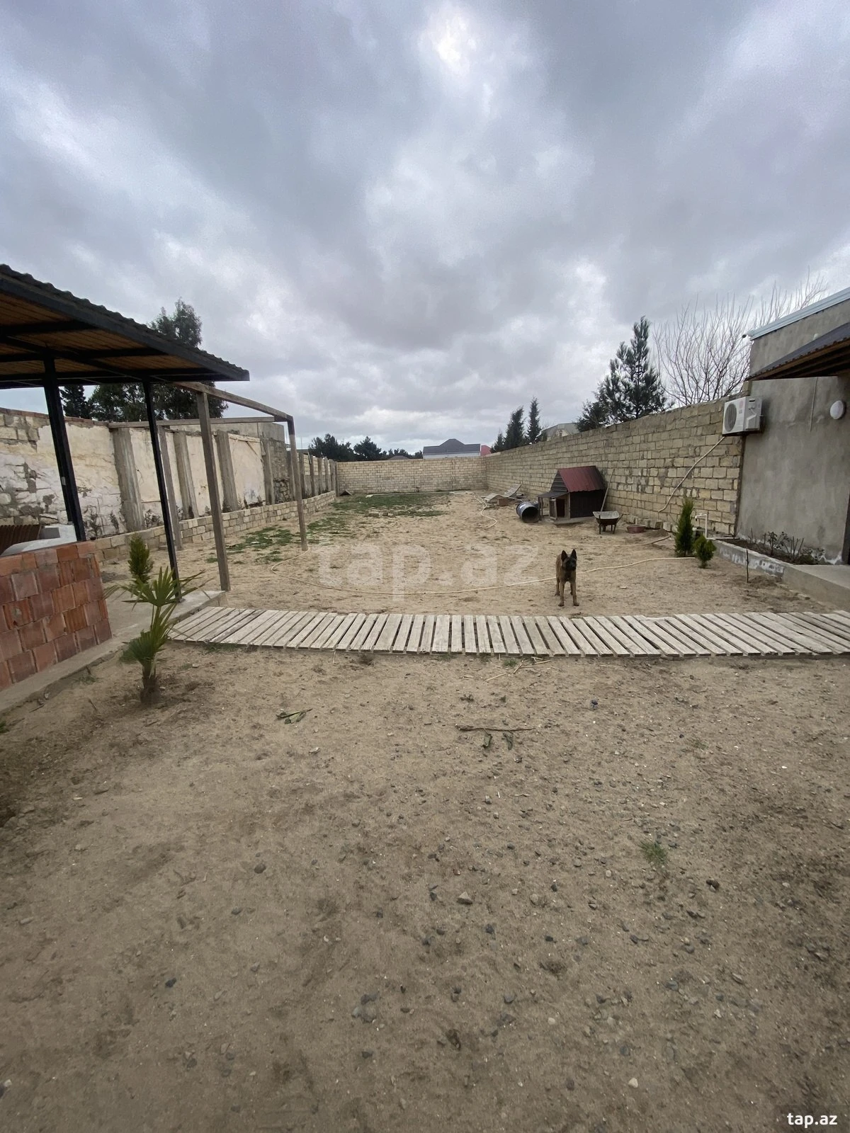 Satılır 2 otaqlı həyət evi