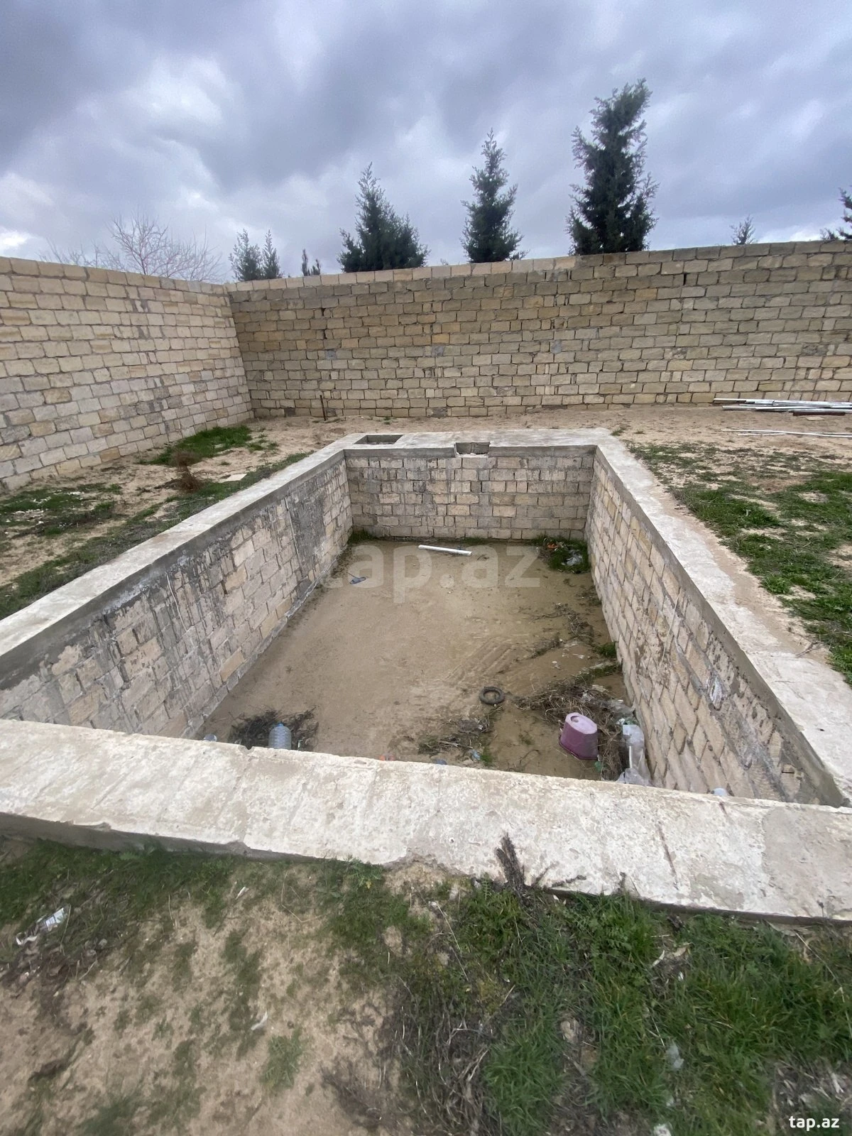 Satılır 2 otaqlı həyət evi