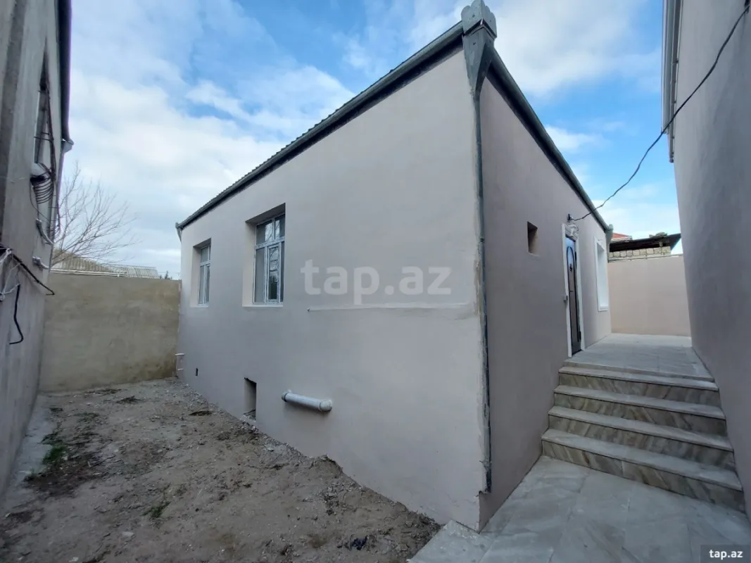 Satılır 3 otaqlı həyət evi