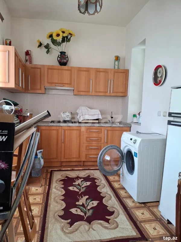 Satılır 4 otaqlı həyət evi 150 m²