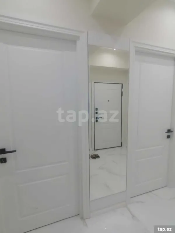 Kirayə verilir 2 otaqlı yeni tikili 76 m²