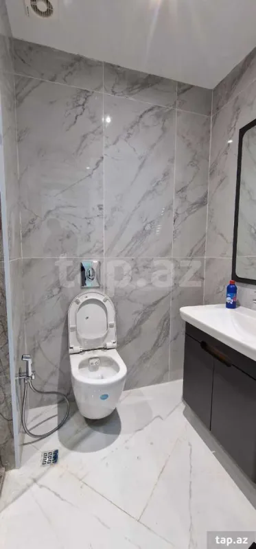 Kirayə verilir 2 otaqlı yeni tikili 76 m²