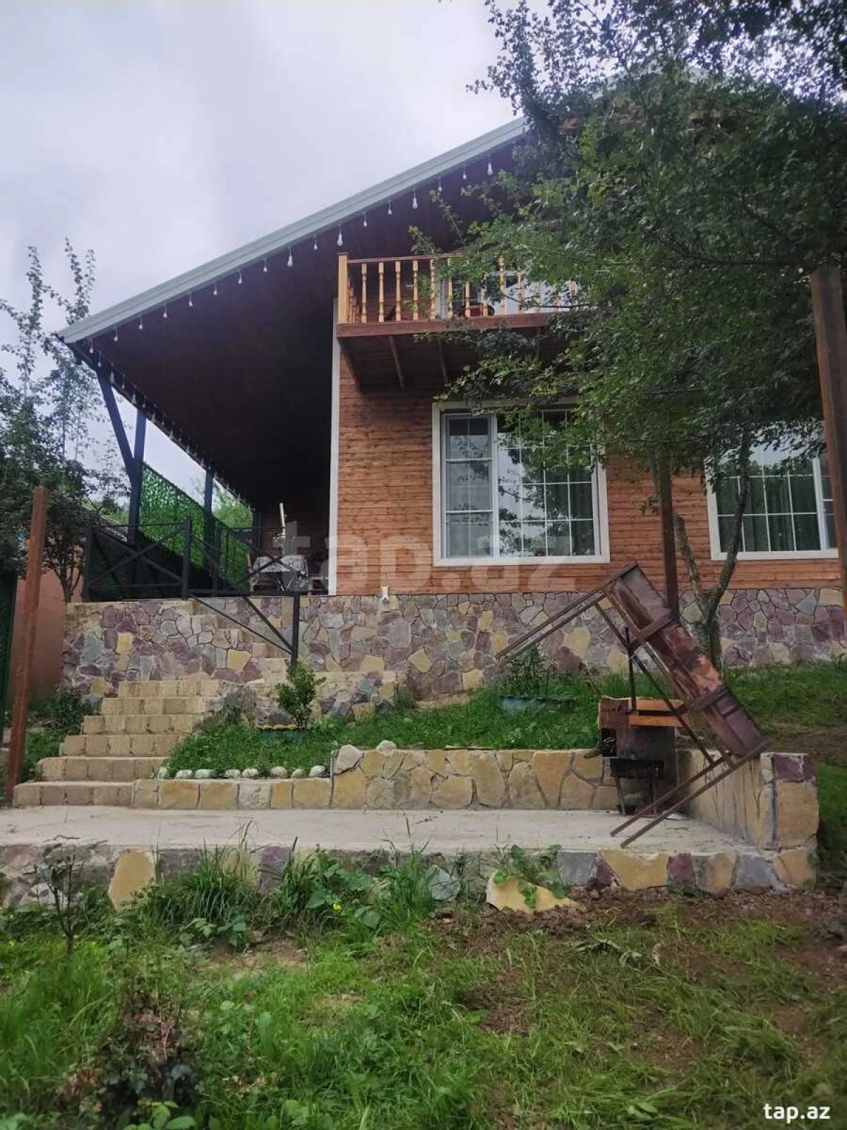 Kirayə verilir 4 otaqlı həyət evi