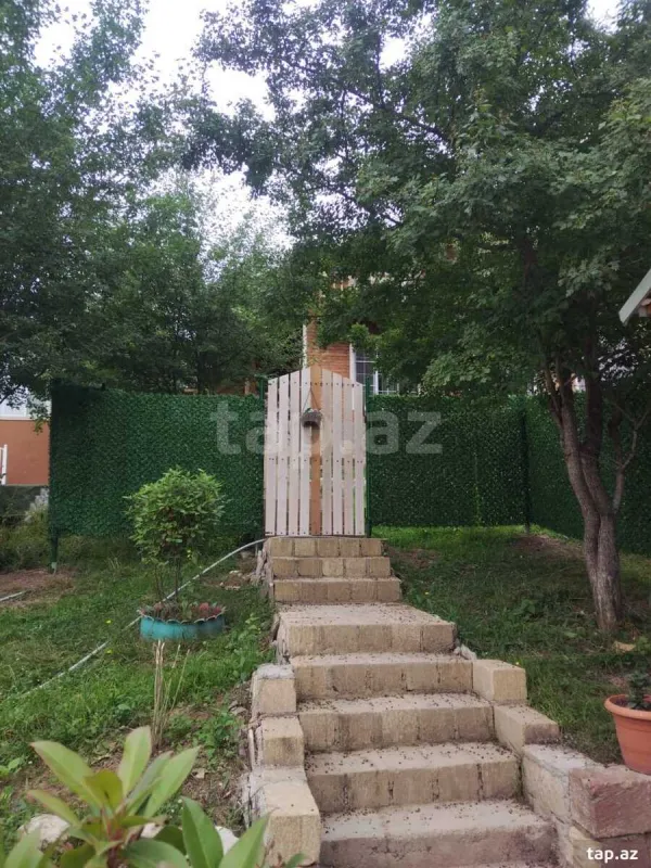 Kirayə verilir 4 otaqlı həyət evi