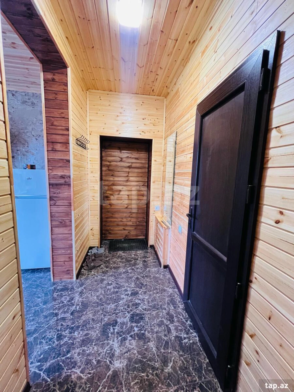 Kirayə verilir 4 otaqlı həyət evi