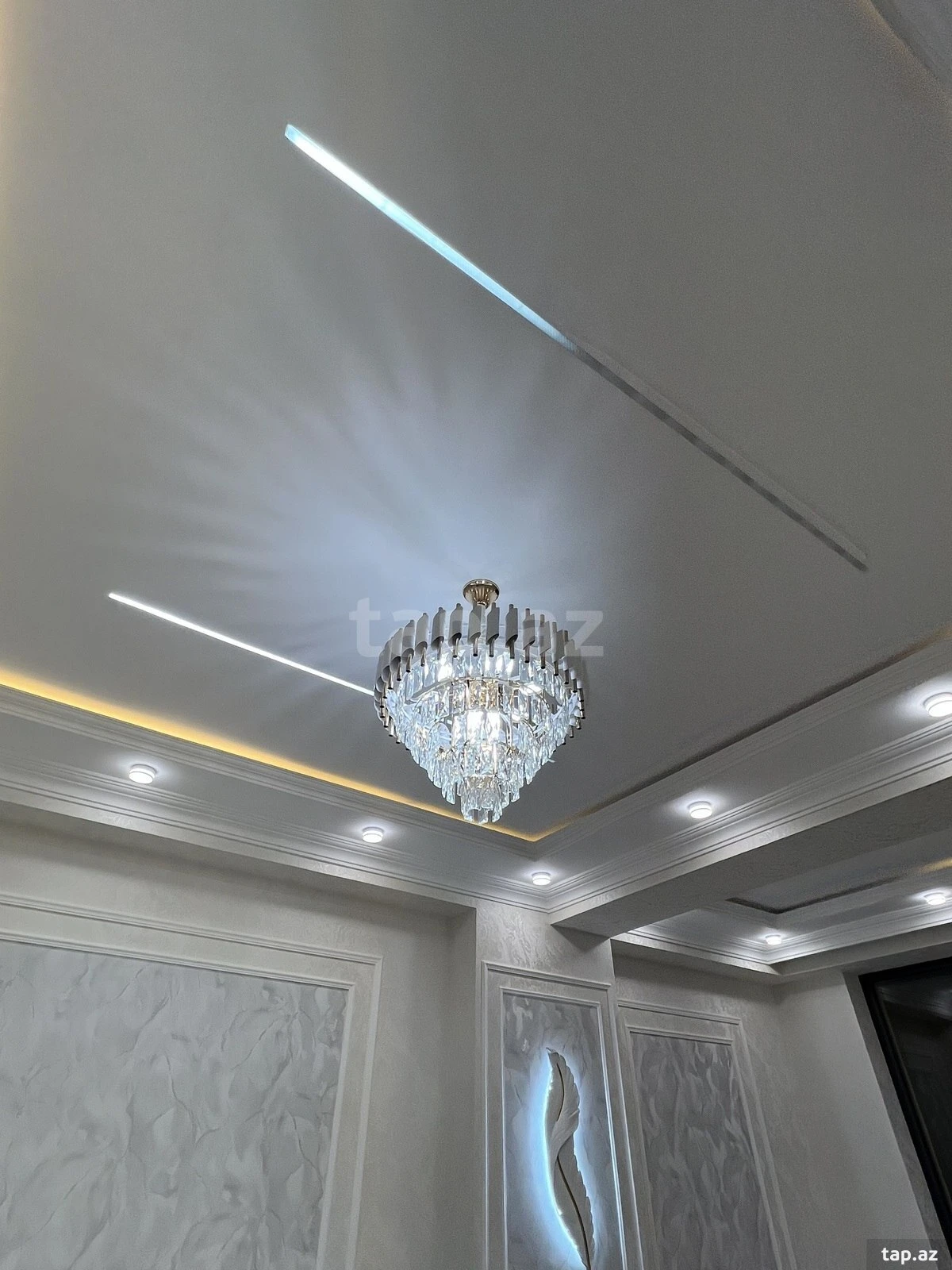 Satılır 2 otaqlı yeni tikili 66 m²